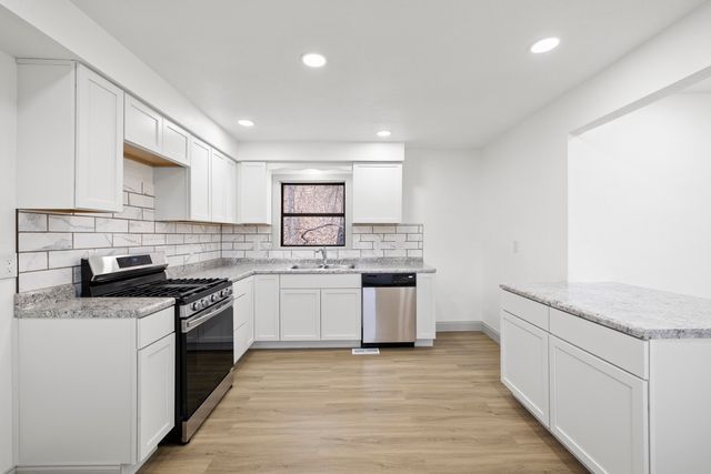 33120 State Highway 413, Galena, MO 65656