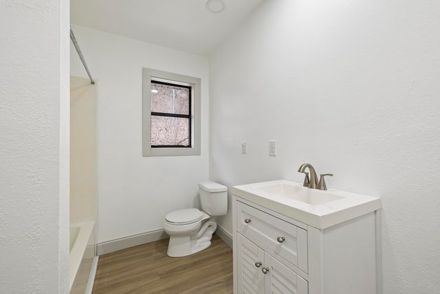 33120 State Highway 413, Galena, MO 65656