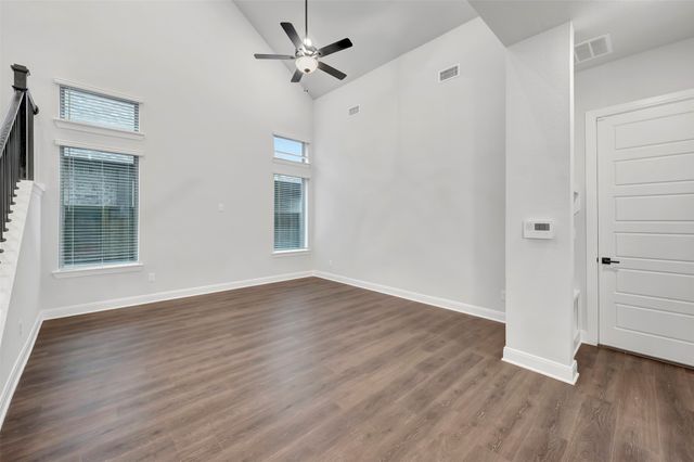 1853 Lightner Road, Van Alstyne, TX 75495