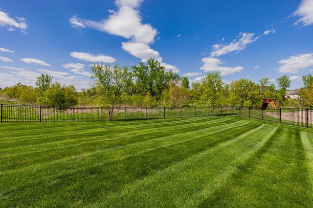 16397 NW Prairie Avenue, Clive, IA 50325