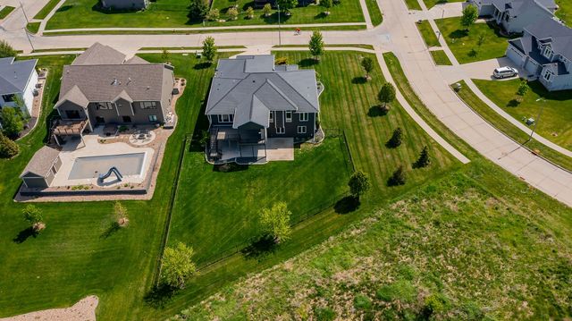 16397 NW Prairie Avenue, Clive, IA 50325
