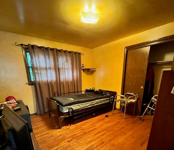 3649 W 56th Place, Chicago, IL 60629