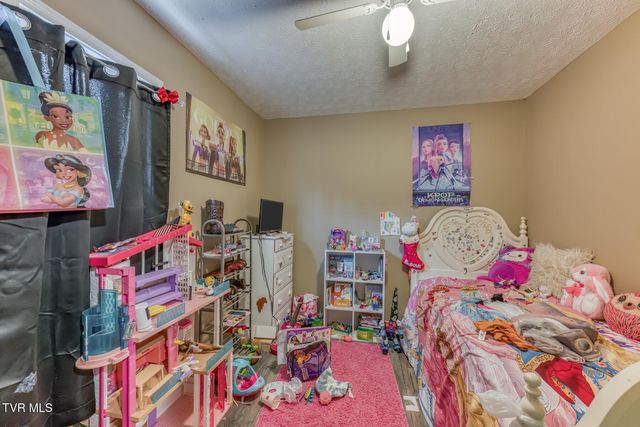 23240 Clayman Valley Road, Bristol, VA 24202