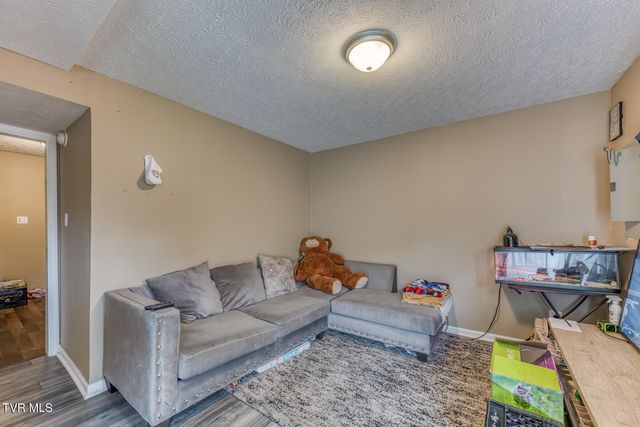 23240 Clayman Valley Road, Bristol, VA 24202