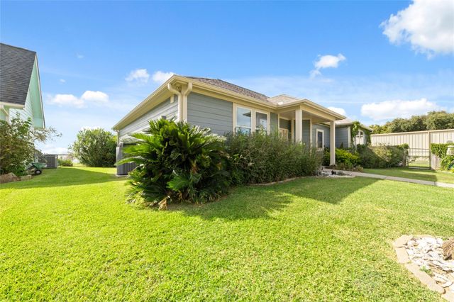 4001 29th Street N, Texas City, TX 77590