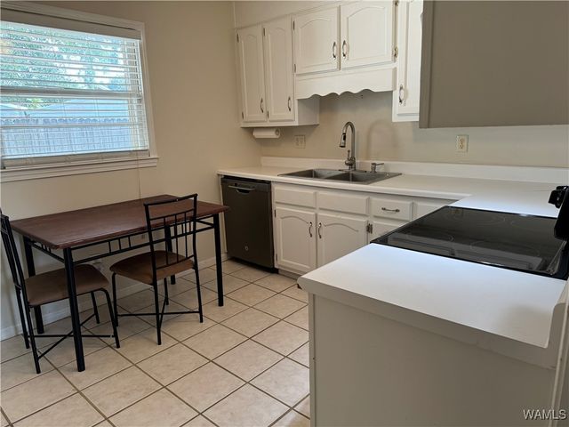 1209 51st E, Tuscaloosa, AL 35404