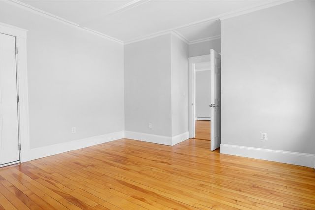 8 Cedar Street 6, Haverhill, MA 01830