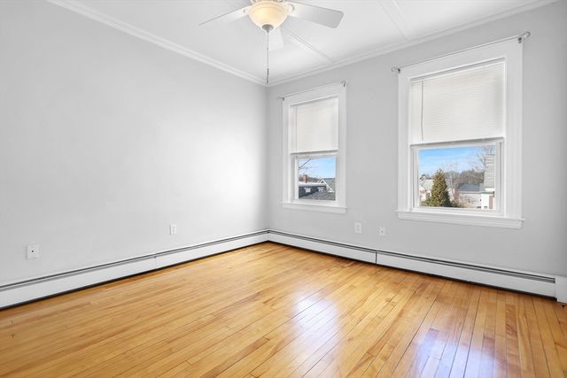 8 Cedar Street 6, Haverhill, MA 01830