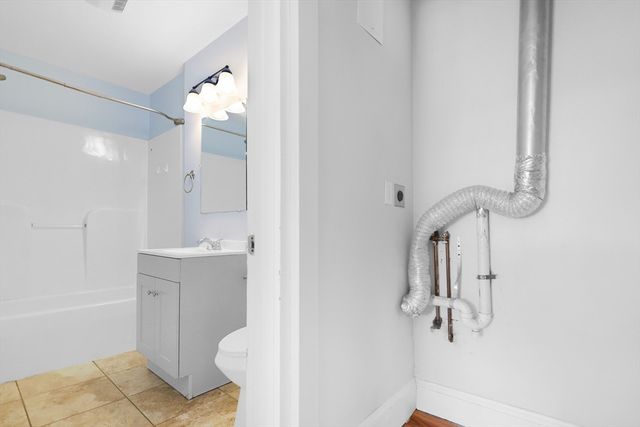 8 Cedar Street 6, Haverhill, MA 01830