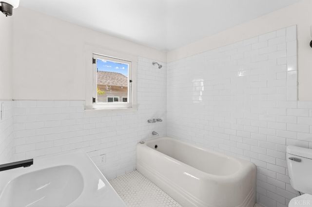 1328 N Redington Street, Hanford, CA 93230