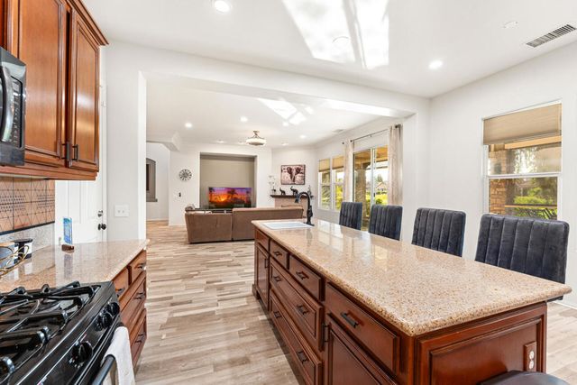 49645 Redford Way, Indio, CA 92201