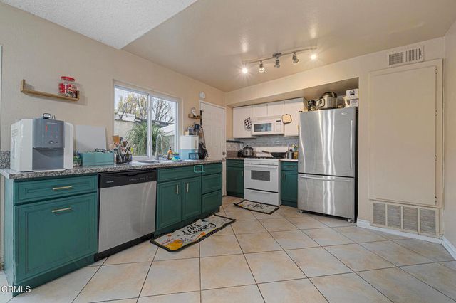 1446 N Gardenia Avenue, Ontario, CA 91762