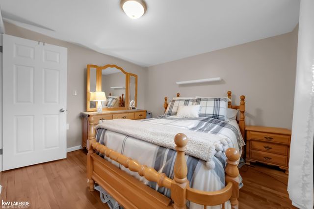 43430 Gainsley Drive, Sterling Heights, MI 48313