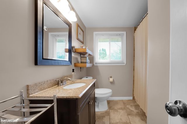 43430 Gainsley Drive, Sterling Heights, MI 48313