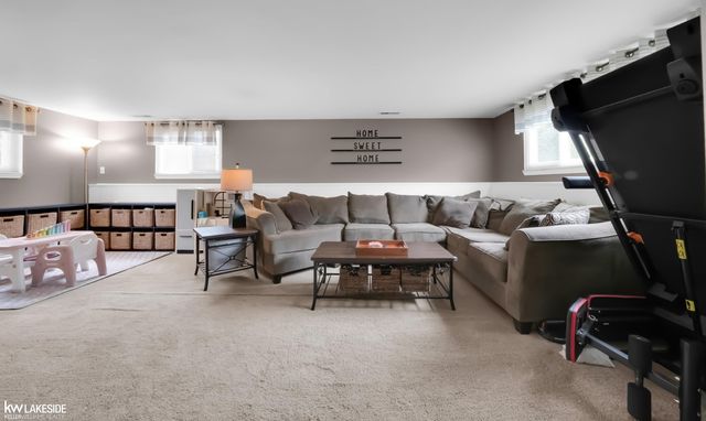 43430 Gainsley Drive, Sterling Heights, MI 48313