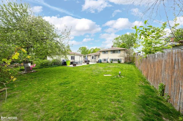 43430 Gainsley Drive, Sterling Heights, MI 48313
