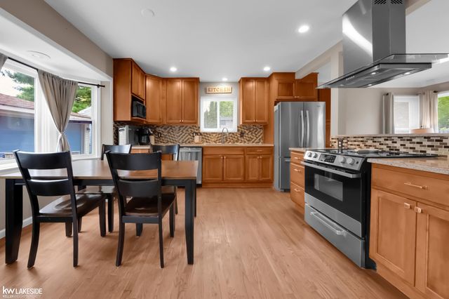 43430 Gainsley Drive, Sterling Heights, MI 48313