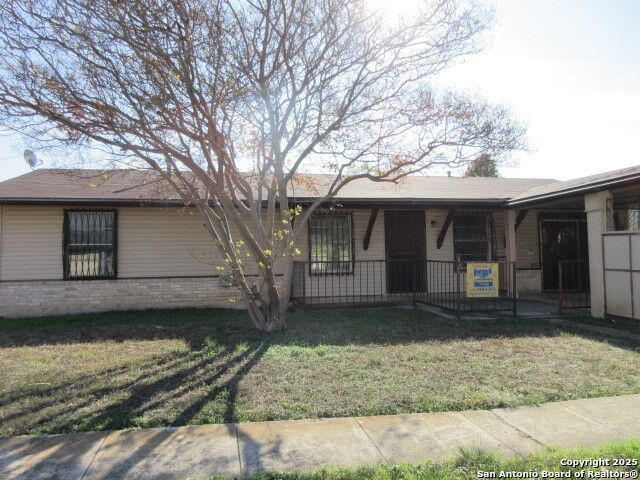 5530 Prairie Flower, San Antonio, TX 78242