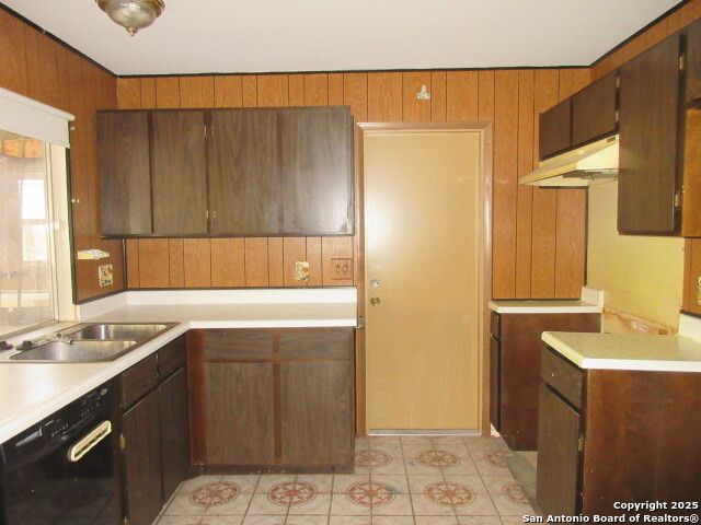 5530 Prairie Flower, San Antonio, TX 78242