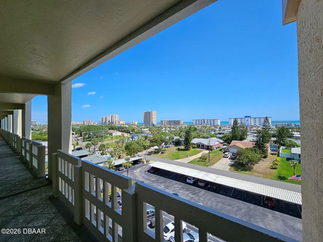 3606 S Peninsula Dr Apt 703, Port Orange, FL 32127