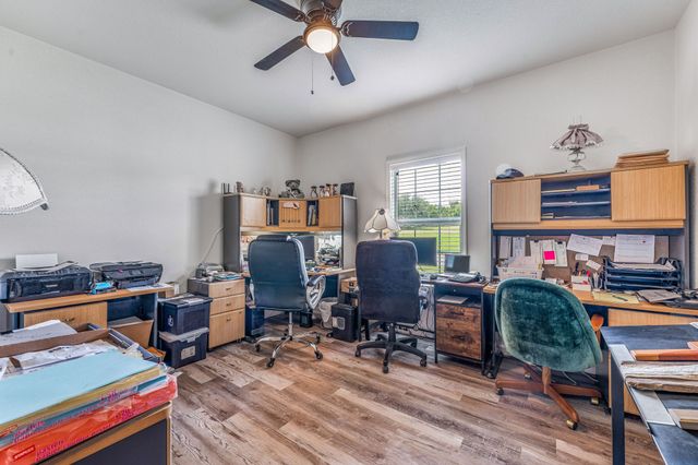129 Hogan Street, Comanche, TX 76442