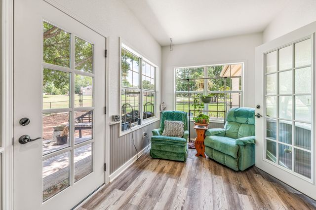 129 Hogan Street, Comanche, TX 76442