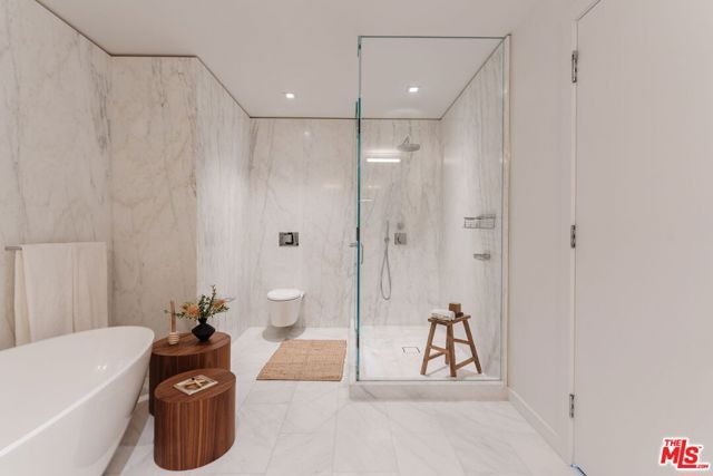 9000 W 3rd Street 403, Los Angeles, CA 90048