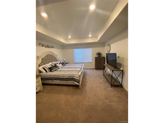 9512 Richfield St, Commerce City, CO 80022
