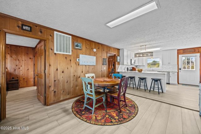 142 Greensboro Street, Supply, NC 28462