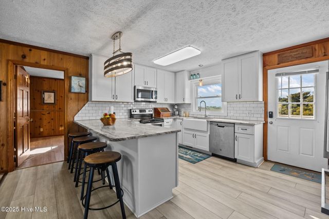 142 Greensboro Street, Supply, NC 28462