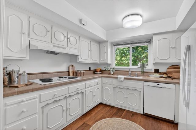 8790 Winding Way, Fair Oaks, CA 95628