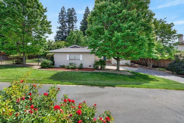 8790 Winding Way, Fair Oaks, CA 95628