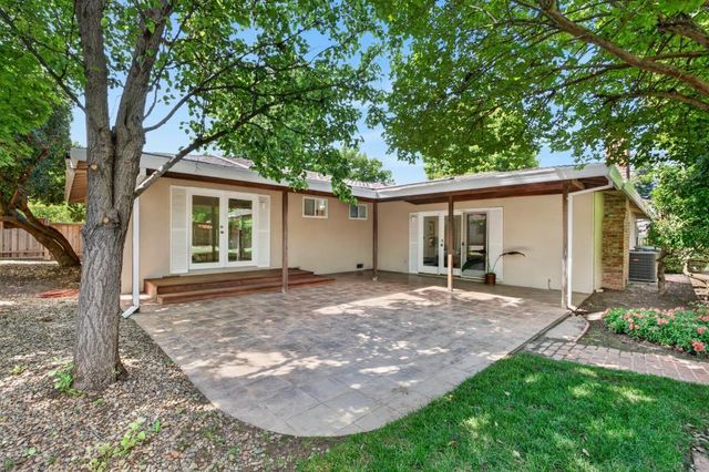 8790 Winding Way, Fair Oaks, CA 95628