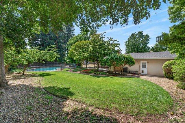 8790 Winding Way, Fair Oaks, CA 95628