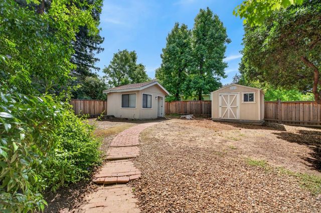 8790 Winding Way, Fair Oaks, CA 95628