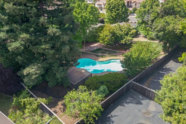 8790 Winding Way, Fair Oaks, CA 95628