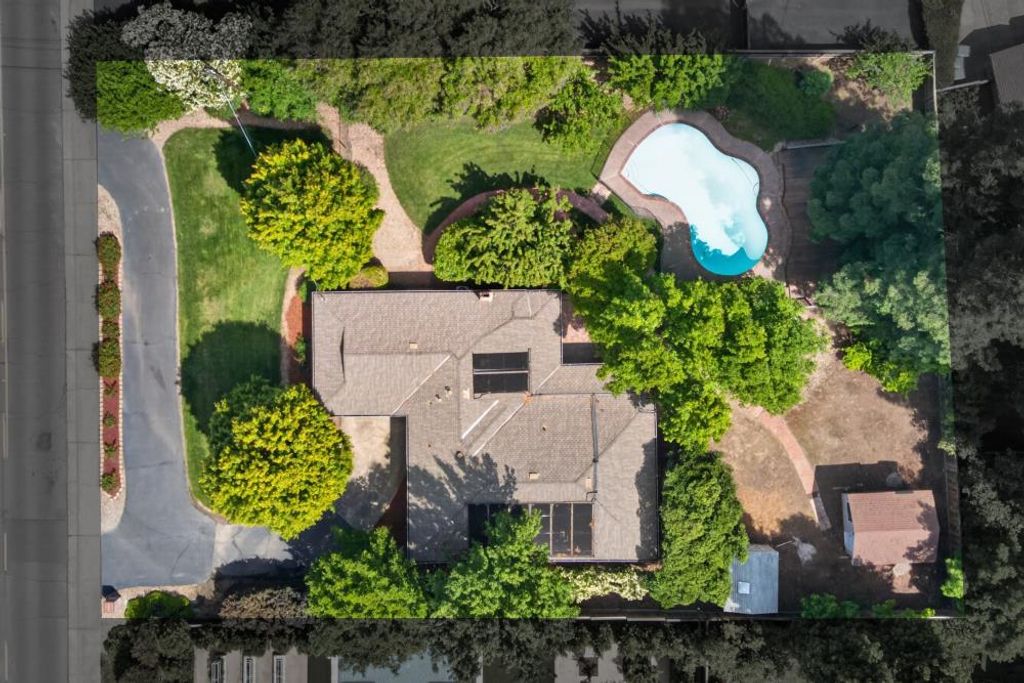 8790 Winding Way, Fair Oaks, CA 95628