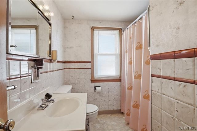 145 Holly Street, Buffalo, NY 14206