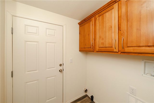 2001 N Gold Road, Kingman, AZ 86401