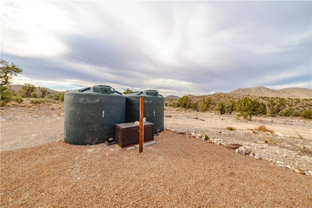 2001 N Gold Road, Kingman, AZ 86401