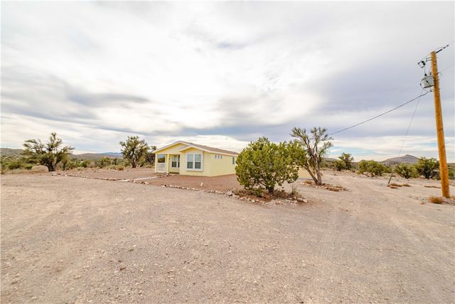 2001 N Gold Road, Kingman, AZ 86401