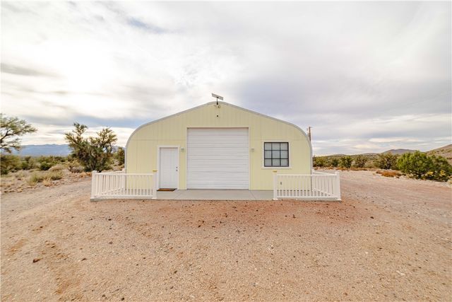 2001 N Gold Road, Kingman, AZ 86401