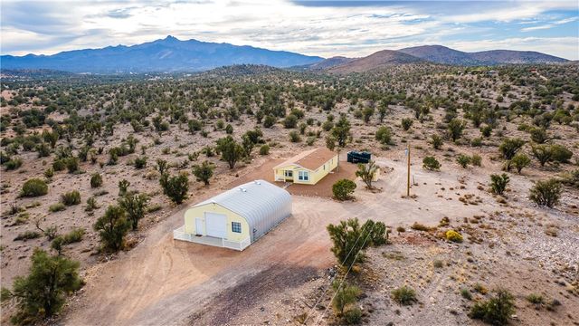 2001 N Gold Road, Kingman, AZ 86401