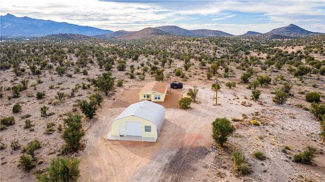 2001 N Gold Road, Kingman, AZ 86401