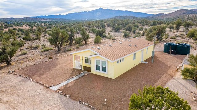2001 N Gold Road, Kingman, AZ 86401