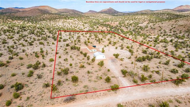2001 N Gold Road, Kingman, AZ 86401