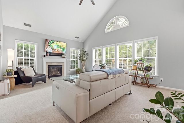 12609 Kemerton Lane, Huntersville, NC 28078