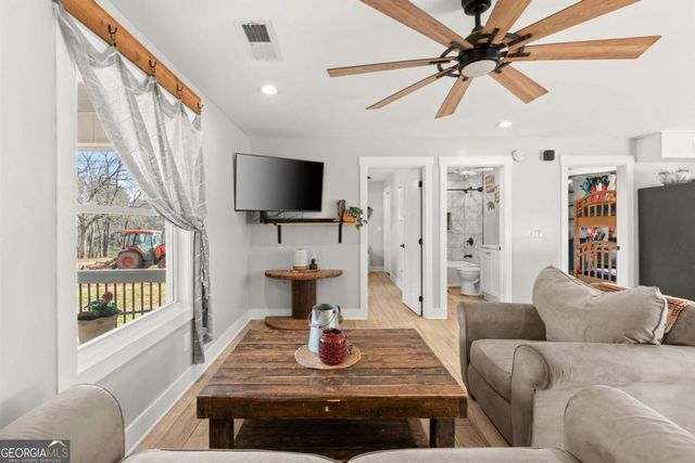 38 Hightower Road, Talking Rock, GA 30175