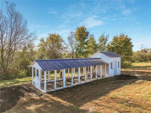 S10655 County Road D, Eau Claire, WI 54701