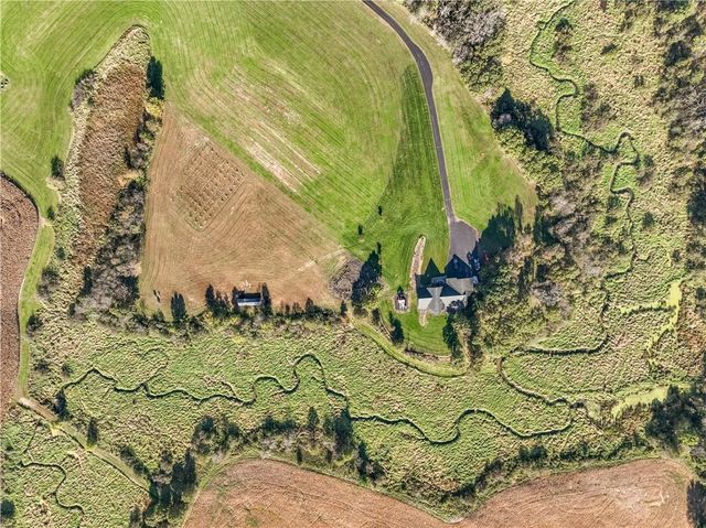 S10655 County Road D, Eau Claire, WI 54701